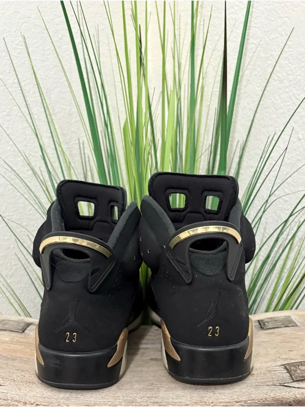 Air Jordan 6 Retro SE Defining Moments Sneakers